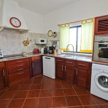 Monte Do Rio-pera Holiday home Pera